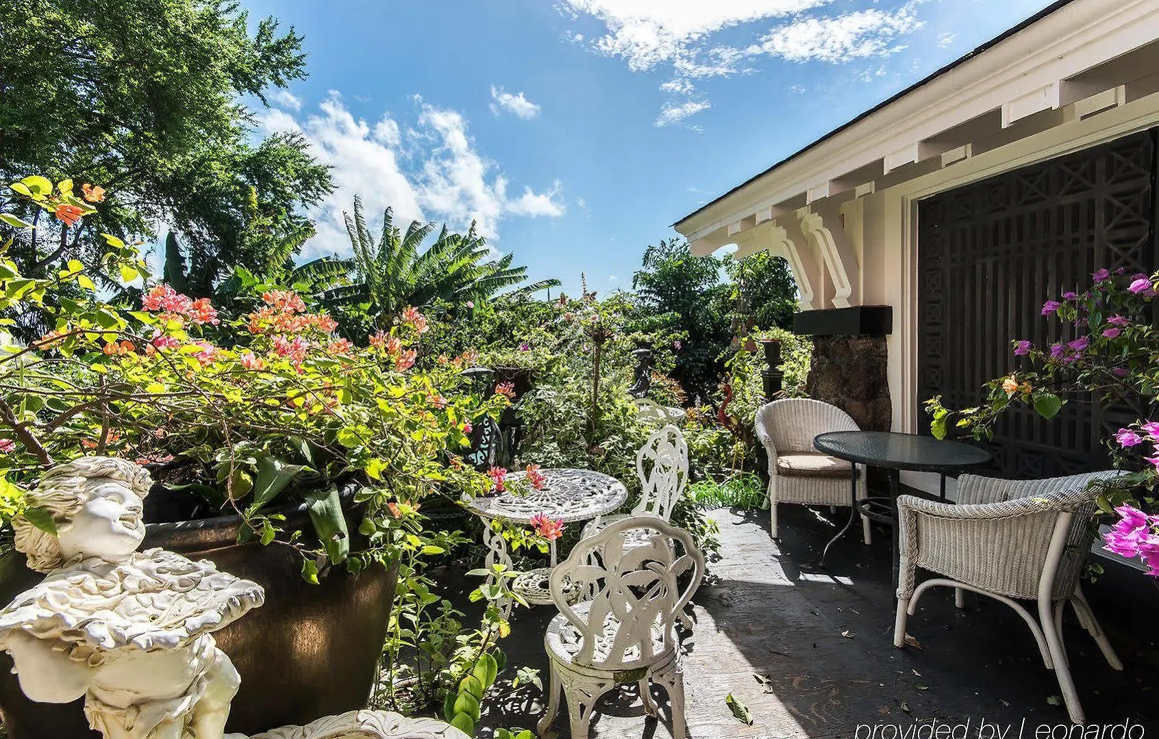 Manoa Valley Inn Honolulu 3*,  United States