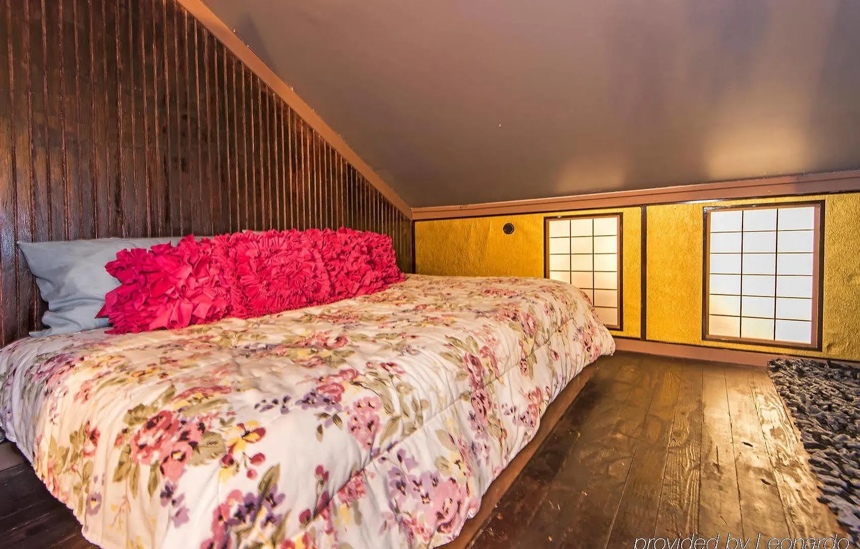 Manoa Valley Inn Honolulu Bed & Breakfast