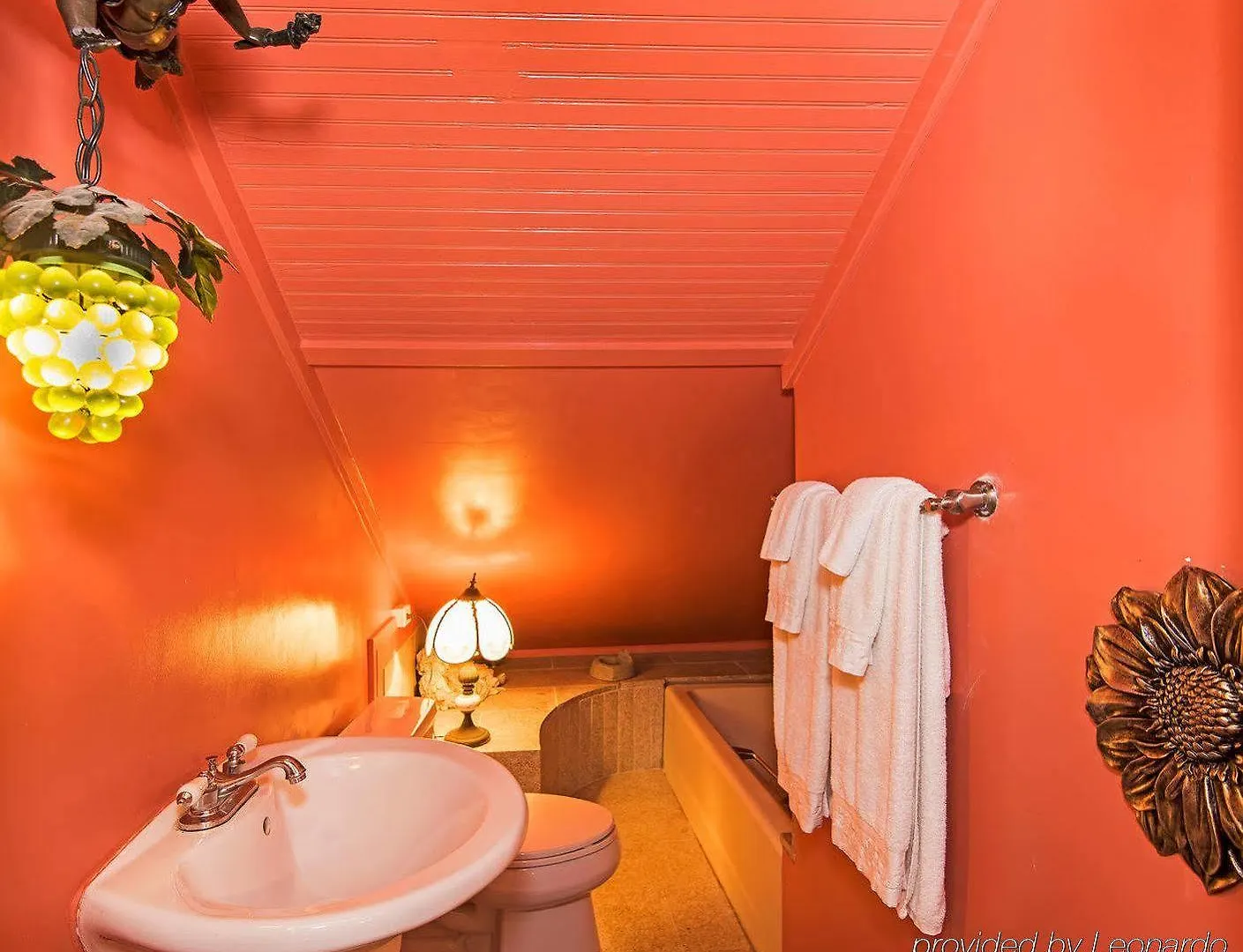 Manoa Valley Inn Honolulu Bed & Breakfast