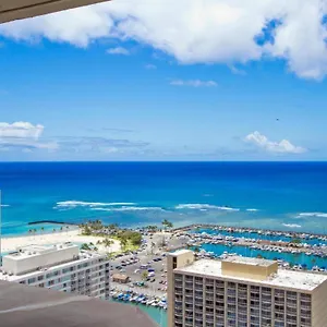 Marina Tower Waikiki ** Honolulu