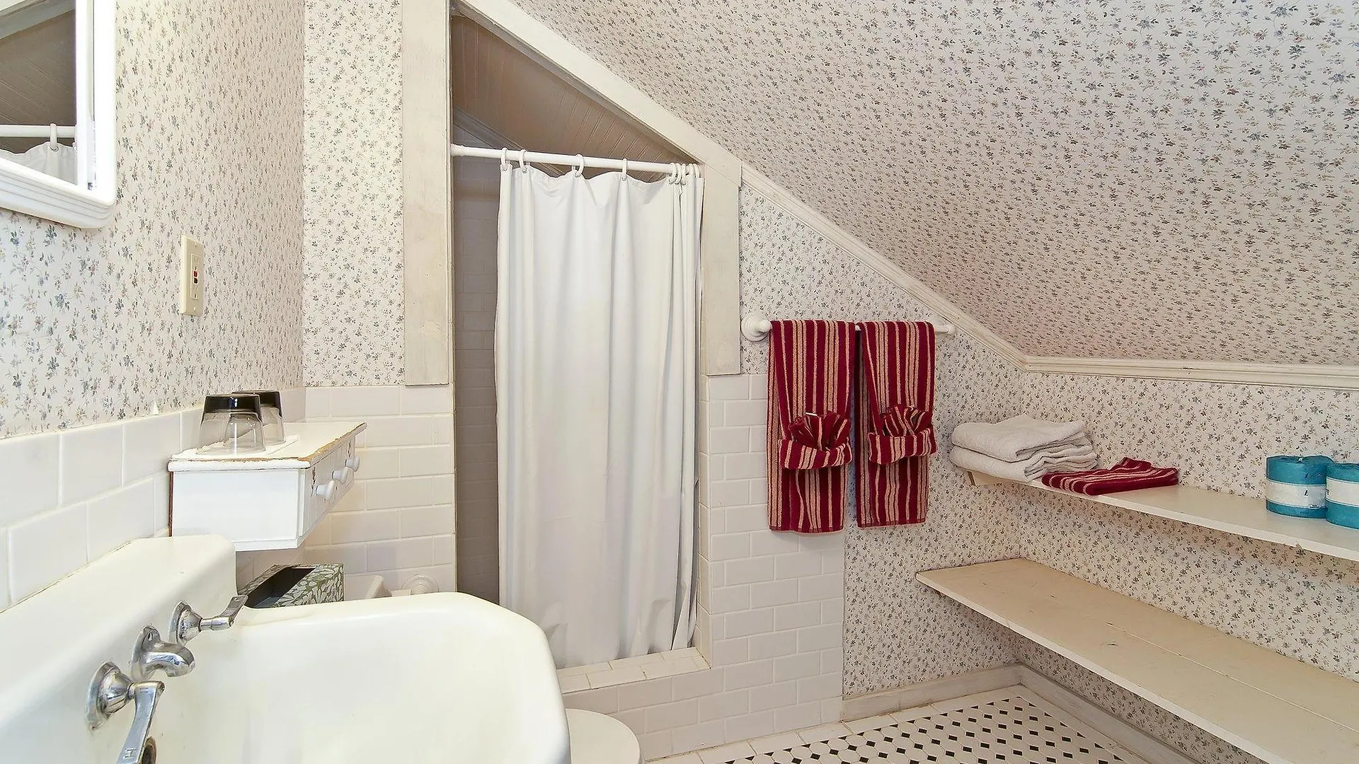 *** Bed & Breakfast Manoa Valley Inn Honolulu United States