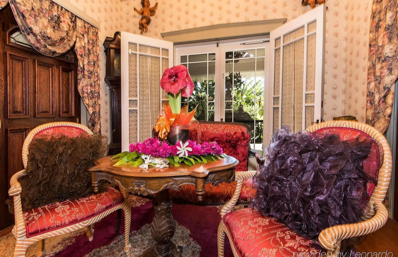 Manoa Valley Inn Honolulu Bed & Breakfast